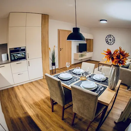 Διαμέρισμα Old Town Center 1 - Private Parking Included