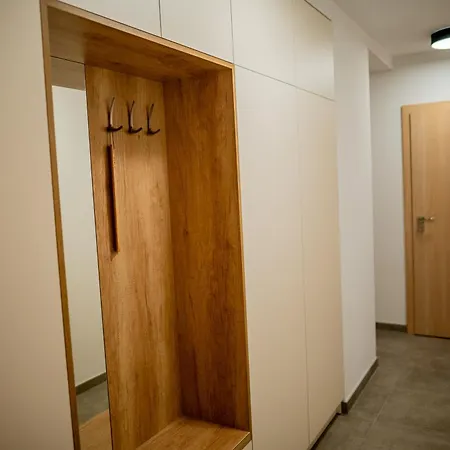 Old Town Center 1 - Private Parking Included * קושיצה