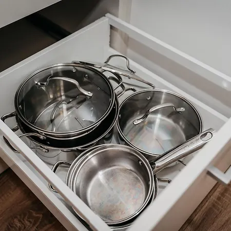 Old Town Center 1 - Private Parking Included דירה